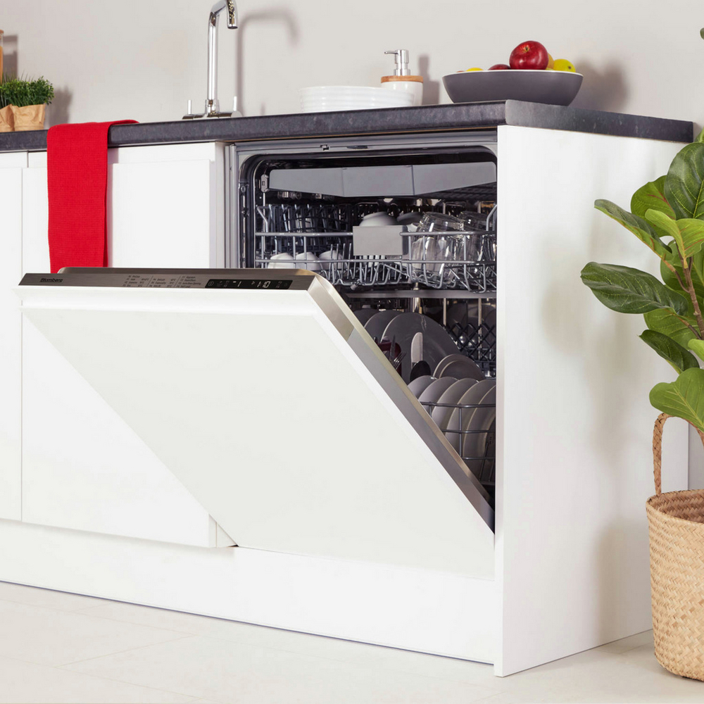 Blomberg LDV52320 Integrated Full Size Dishwasher - 15 Place Settings Blomberg LDV52320 Integrated Full Size Dishwasher - 15 Place Settings