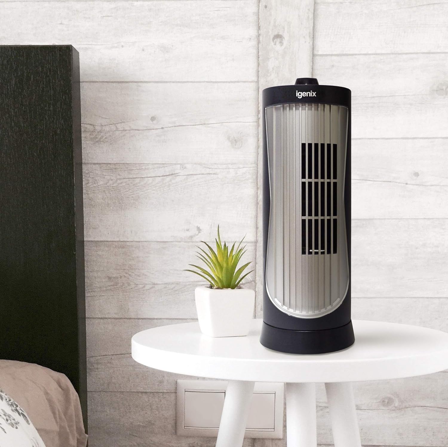 Igenix DF0020 12` Mini Tower Fan 2 Speed Oscillating Igenix DF0020 12` Mini Tower Fan 2 Speed Oscillating