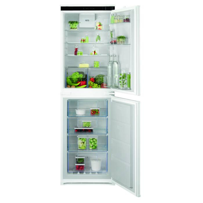 AEG NSC7T185ES 7000 Integrated Fridge Freezer